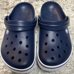 Crocs Crocband Clogs Navy Blue Mens size 5 Womens size 7